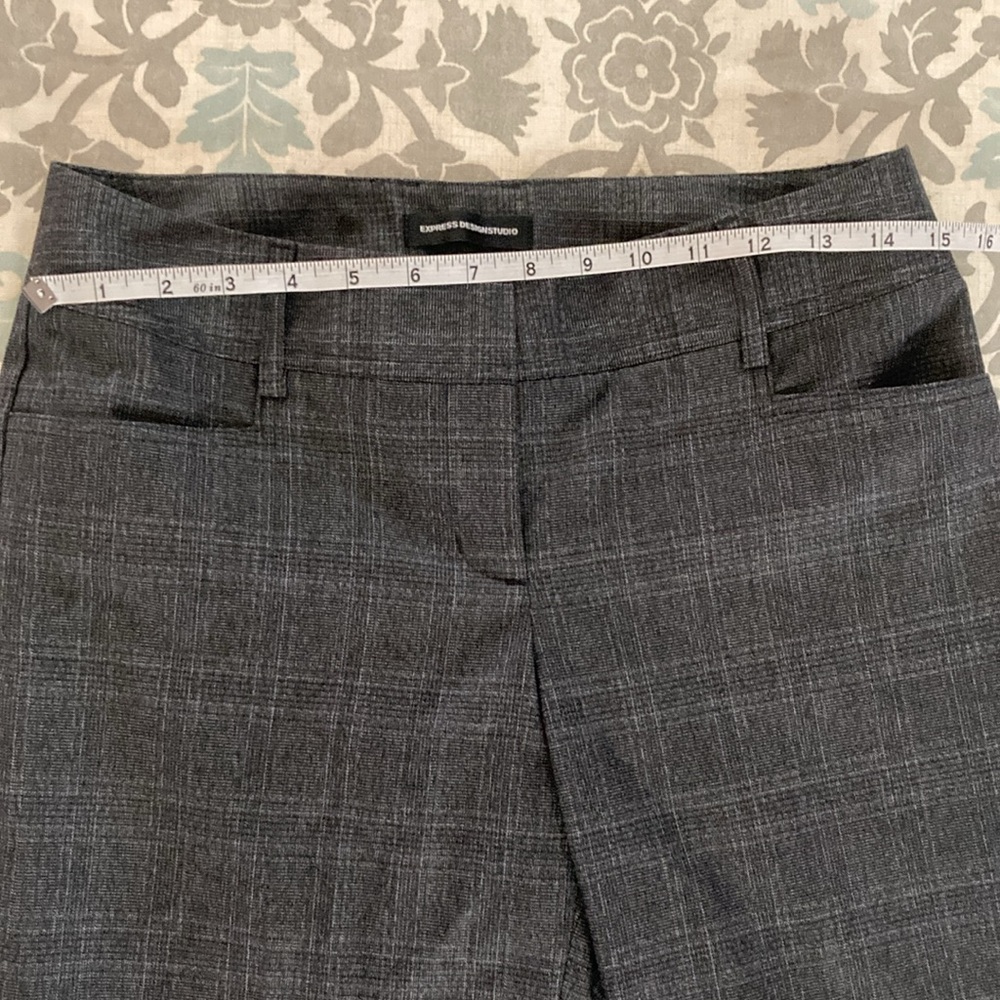 Express Design Studio Crops, Size 4 - Picture 2 of 9